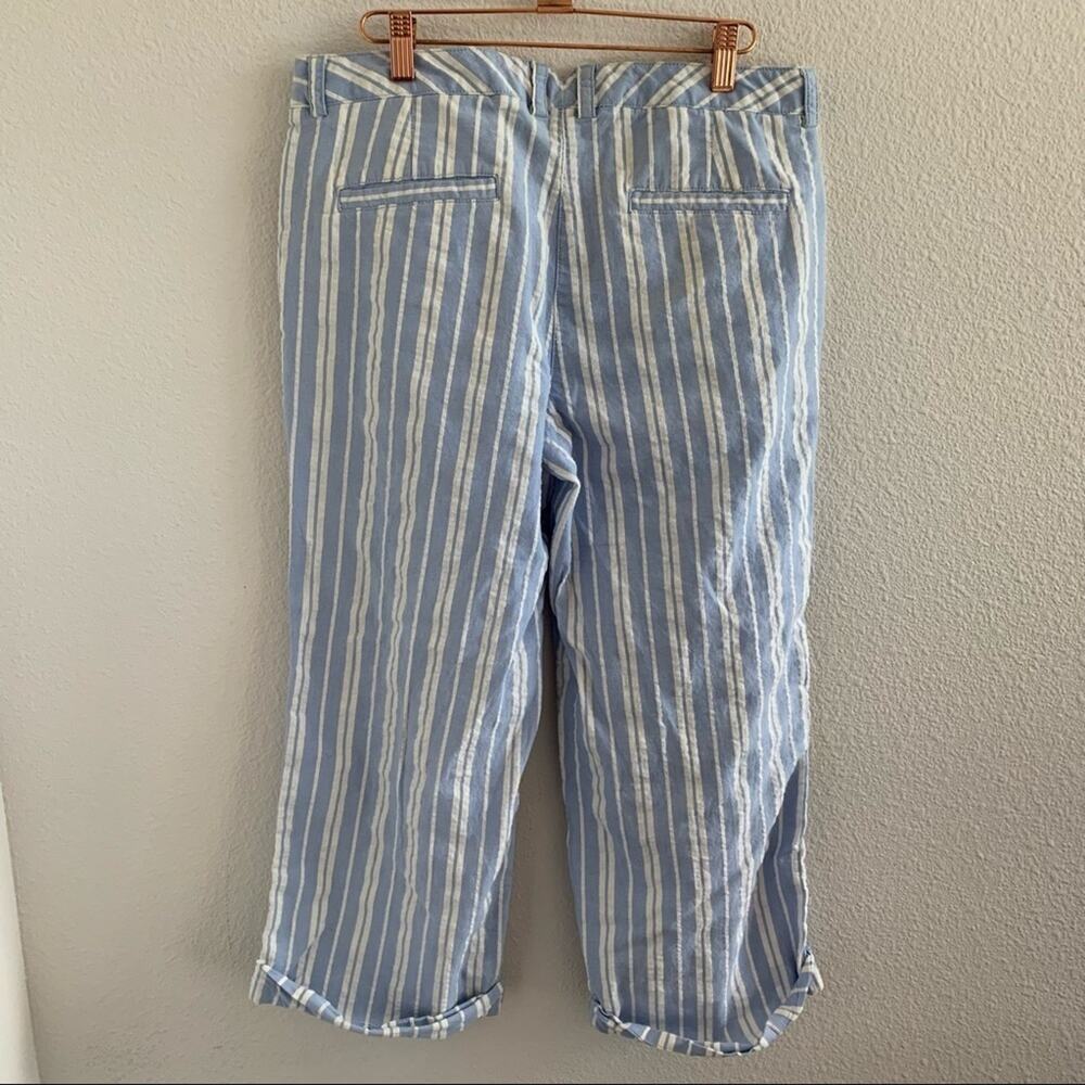 Tommy Hilfiger Dana Fit Blue and White Crop Striped Pants 10 - Picture 2 of 9